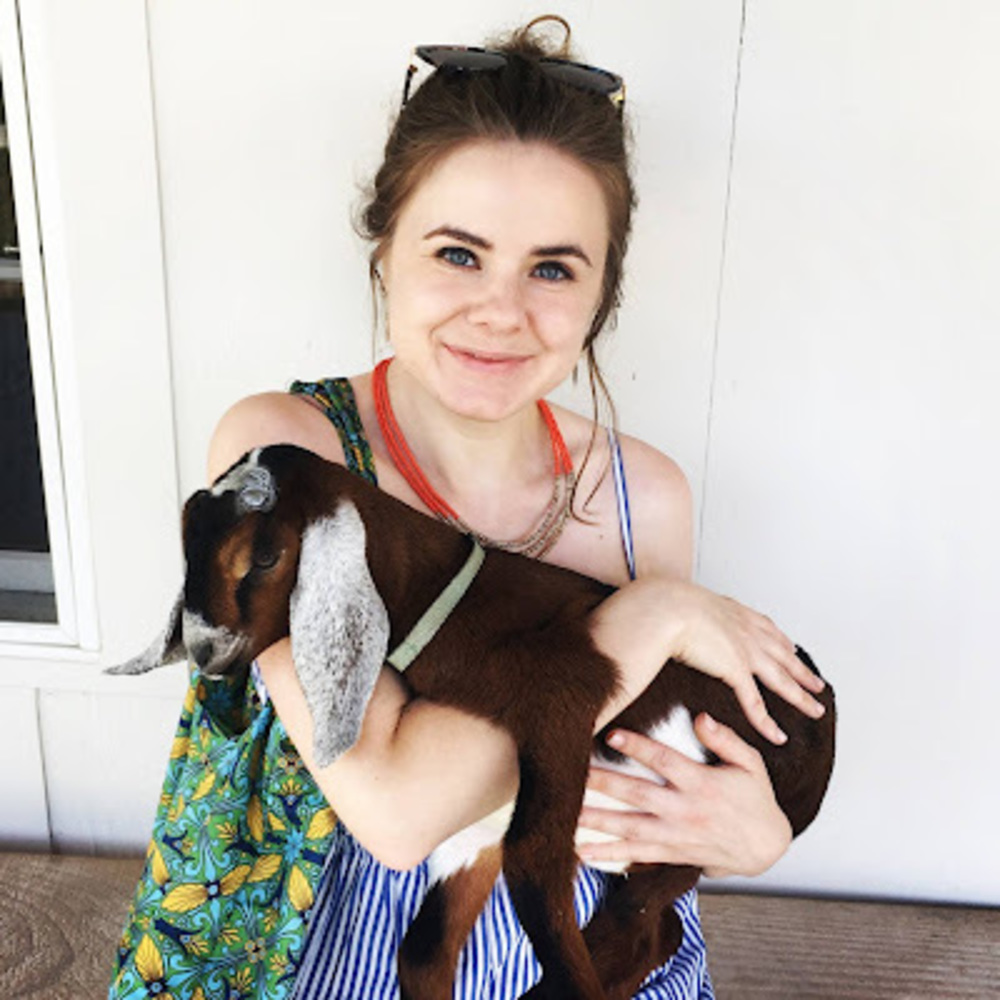 Meet your Posher, Elizabeth